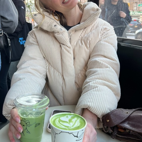 Aritzia Wilfred The Cloud Puff in Birch - Picture 4 of 6